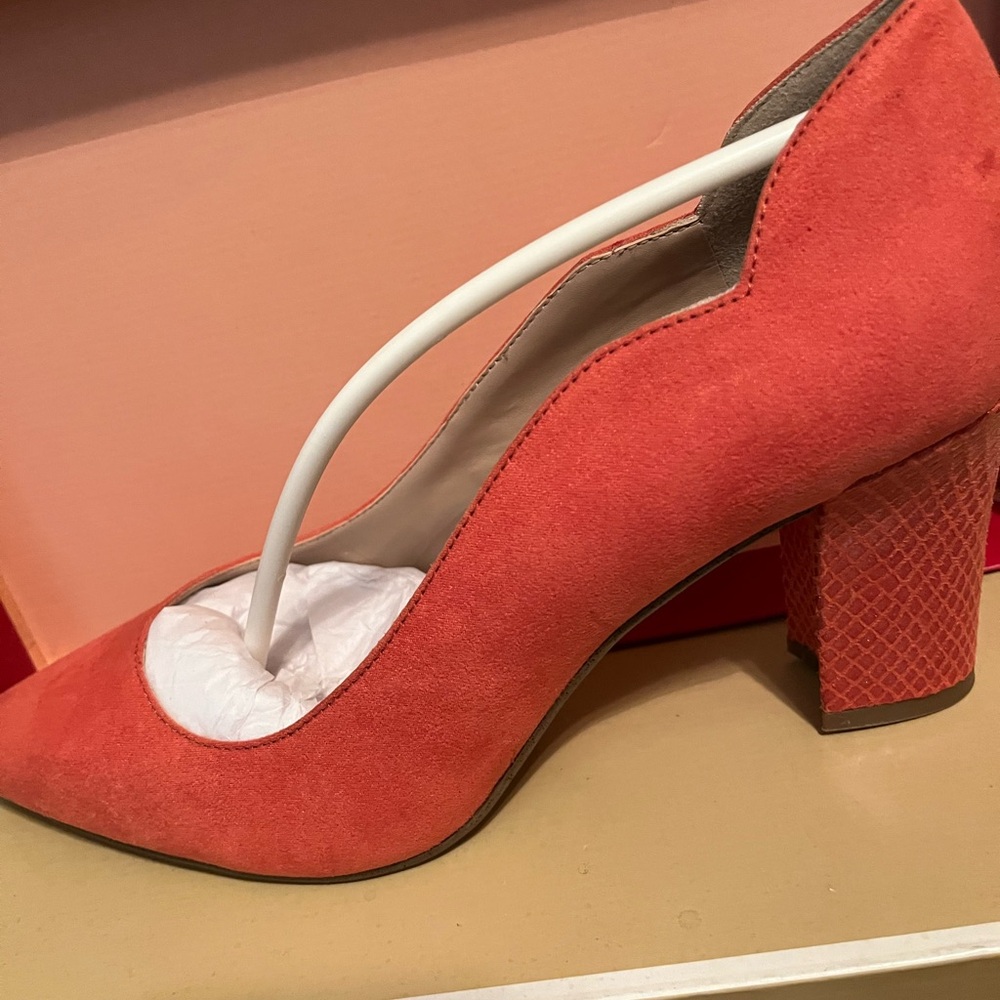 Kelly & Katie Pink Block Heel Pumps